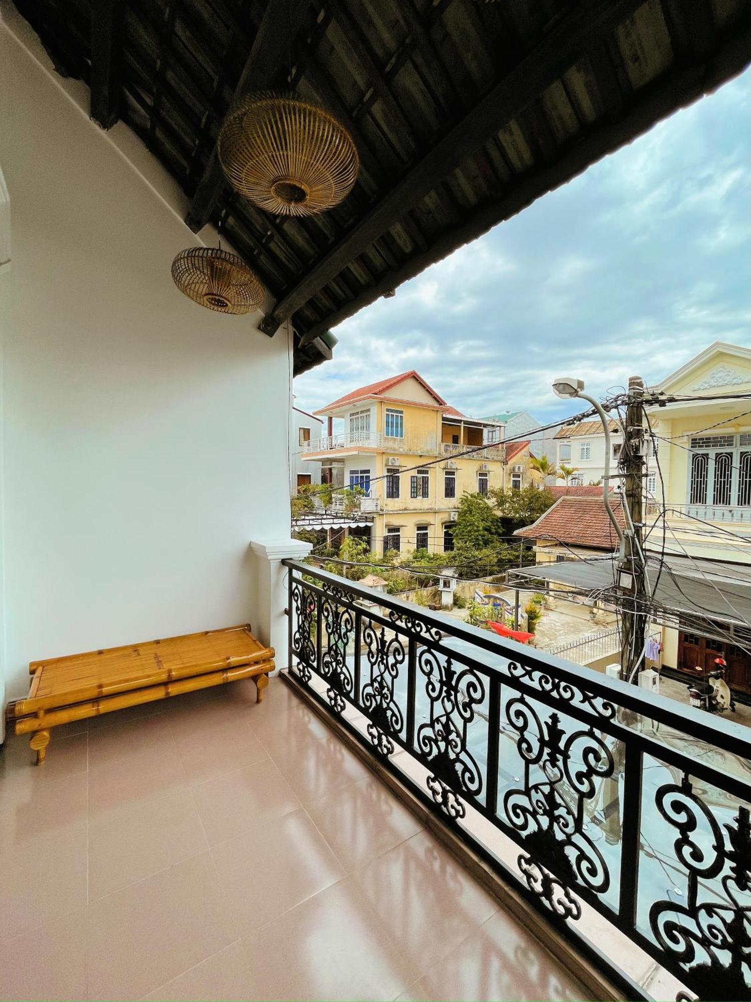 Under The Sun Homestay Хюе Екстер'єр фото